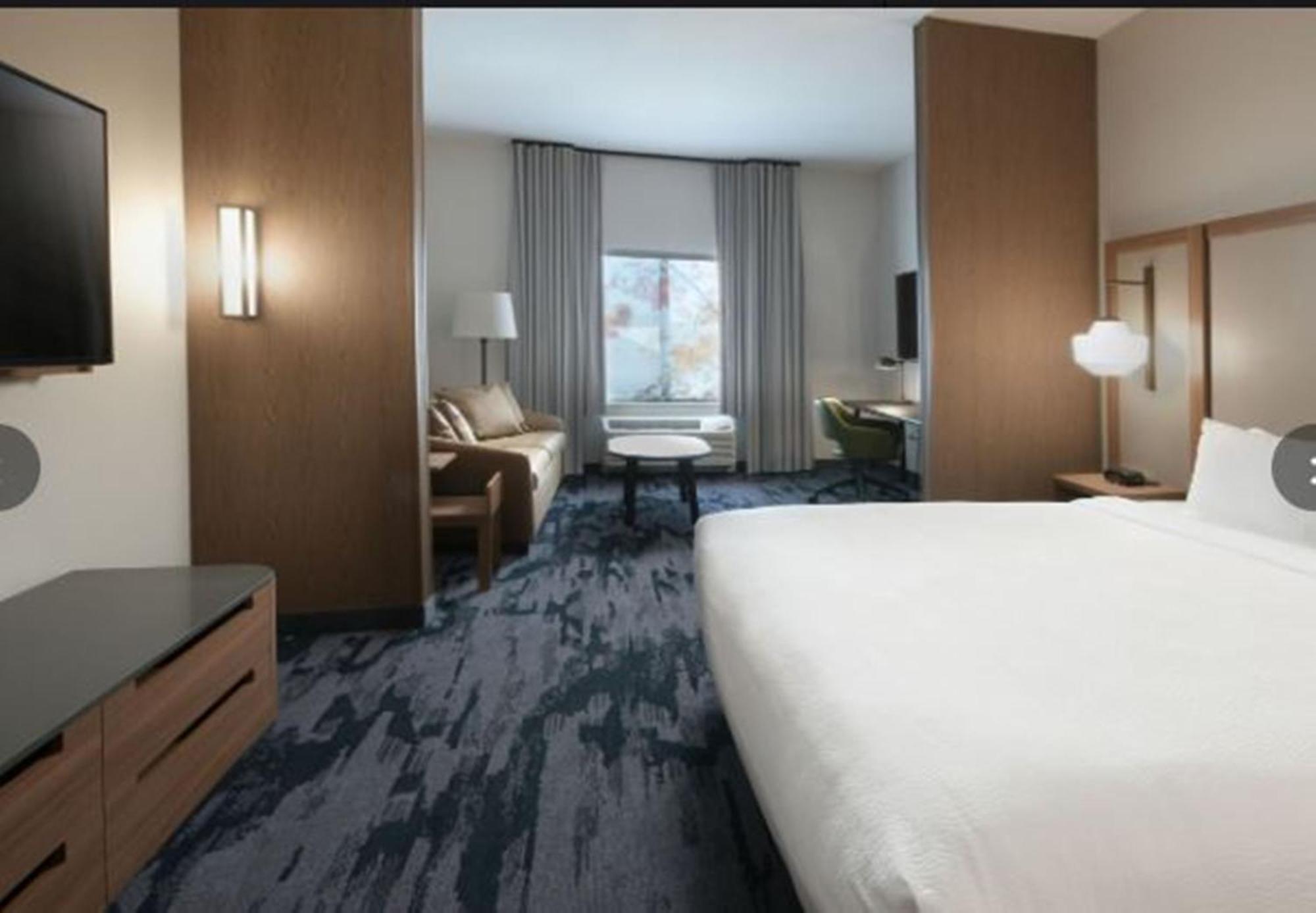 Fairfield By Marriott Inn & Suites Dallas East Exterior photo